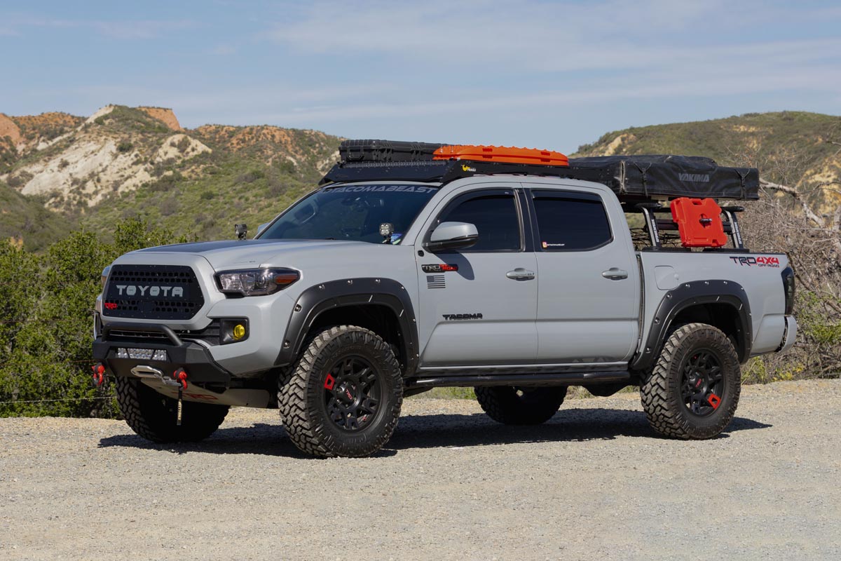 Defender Fender Flares | 8T6 Voodoo Blue | Toyota Tacoma 2WD/4WD (16-23)